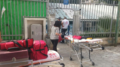 بالصور: إصابة خطيرة لمسّن سقط عن درج احد المباني في مدينة يافا 